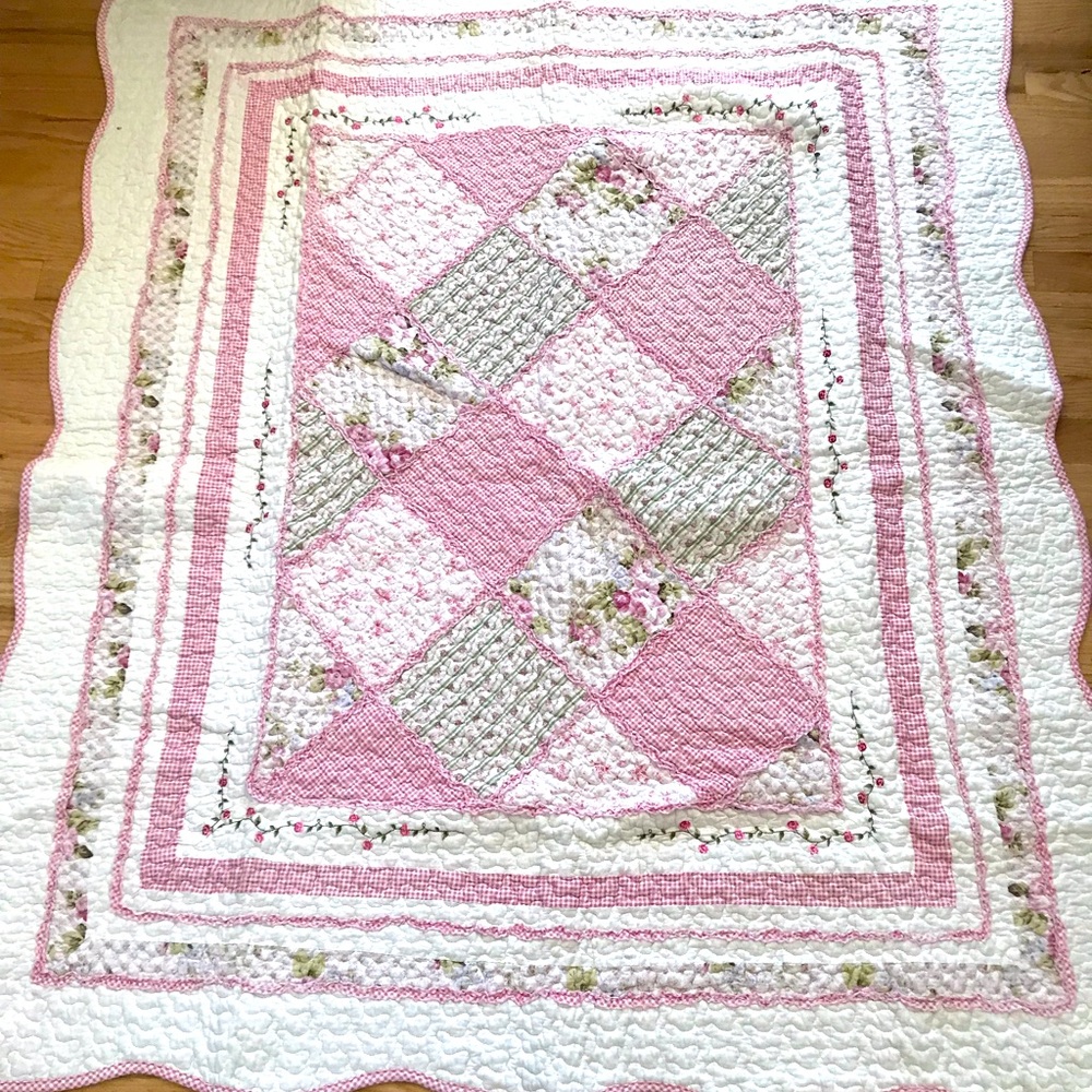 NWT Custom Quilt 50”X60”